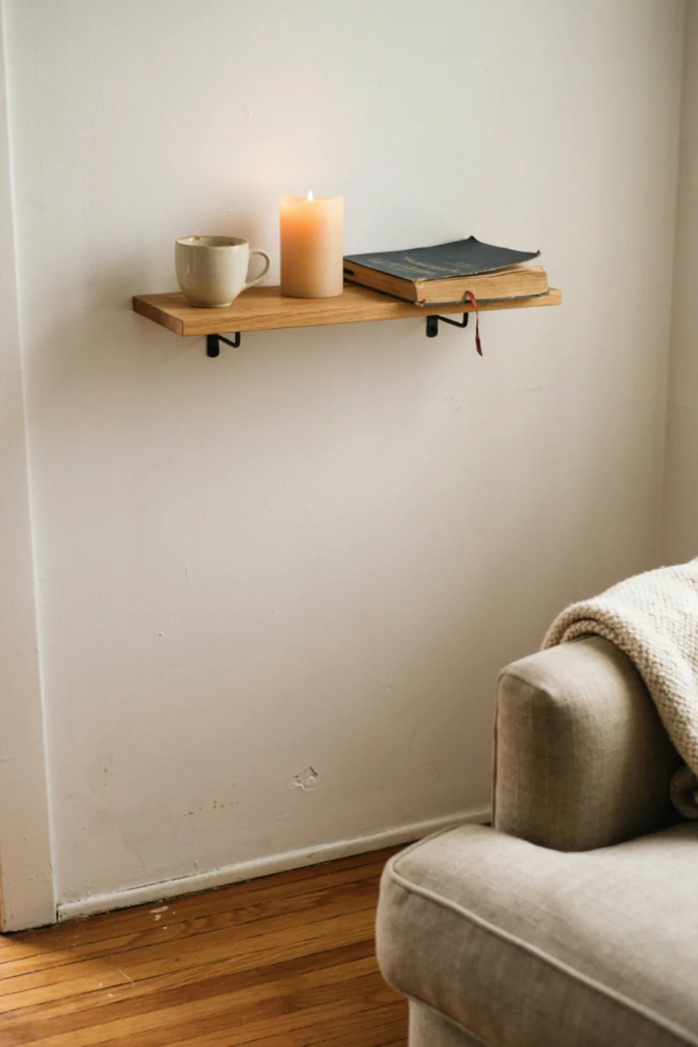 Cozy reading nook with fairy lights: finish With a Tiny Shelf for Cup and Candle