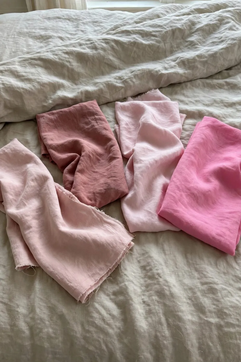 Dreamy blush pink bedroom: go Dusty: Blush, Rose, and Powder Shades
