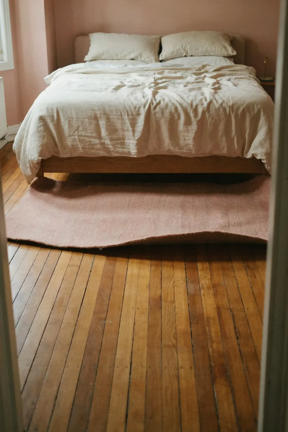 Dreamy blush pink bedroom: slide a Dusty Pink Rug Under the Bed