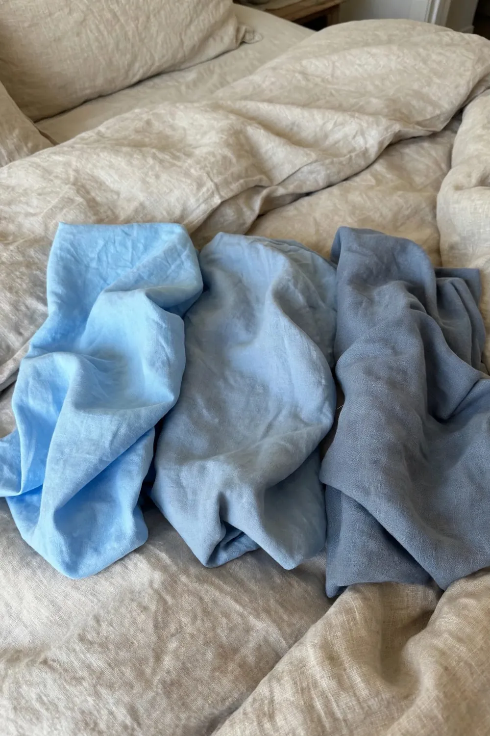 Calm bedroom with sky blue bedding: choose the Right Sky Blue: Dust It Down